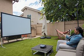 Sunny San Diego Retreat w Hot tub & Game Room