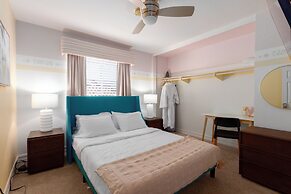 Sunny San Diego Retreat w Hot tub & Game Room