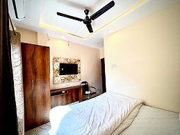 VIA GANGA INN Varanasi