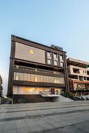 VISHRANTI CANAL ROAD