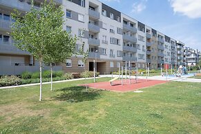 Amazing Apartment for 6 by Renters