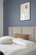 Amazing Apartment for 6 by Renters