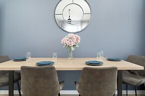 Amazing Apartment for 6 by Renters