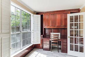 Smyrna Home w/ Private Yard: 25 Mi to Nashville!