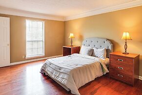 Smyrna Home w/ Private Yard: 25 Mi to Nashville!