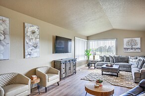 Portland Area Group Getaway: Hot Tub & Views!