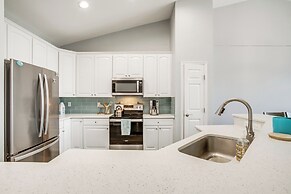 Ocean City Condo w/ Pool & Private Beach Access