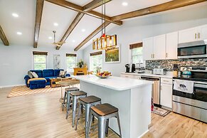 Front Royal Retreat on 3 Acres w/ Mtn Views!