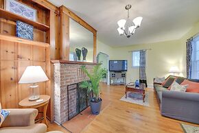 Charming Hampton Home ~ 7 Mi to Buckroe Beach!