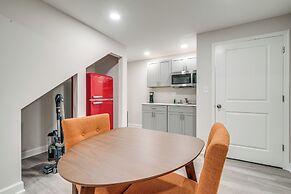 Quaint Stafford Apartment w/ Electric Fireplace!