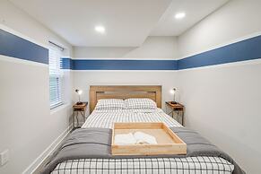 Quaint Stafford Apartment w/ Electric Fireplace!