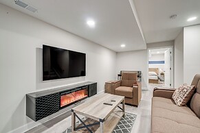 Quaint Stafford Apartment w/ Electric Fireplace!