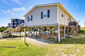 Oak Island Condo w/ Ocean View: Steps to Beach!
