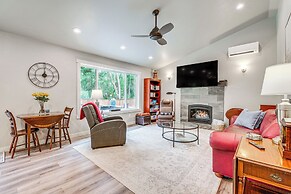 Freeland Retreat - Deck, Fire Pit & Beach Access!