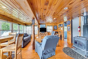Waterfront Home on Lake Champlain w/ Dock & Kayaks