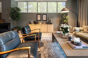 Luxury Apartments by Hyatus at The Asher