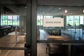 Luxury Apartments by Hyatus at The Asher