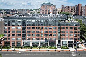 Luxury Apartments by Hyatus at The Asher