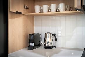 Luxury Apartments by Hyatus at The Asher