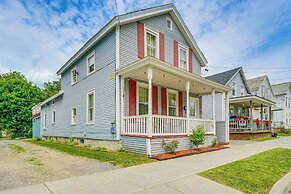 Bennington Gem w/ Smart TV Near Historic District!