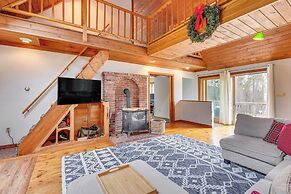Cozy Home on 10 Acres: 'yellowstone in Vermont'