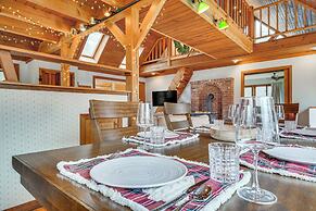 Cozy Home on 10 Acres: 'yellowstone in Vermont'