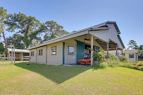 Ocala Tiny Home on 10-acre Farm Near Wec!