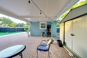 Modern Tampa Apartment ~ 3 Mi to Busch Gardens!