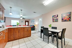 Tampa Vacation Rental ~ 3 Mi to Busch Gardens!