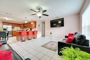 Tampa Vacation Rental ~ 3 Mi to Busch Gardens!