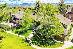 Helena Apartment w/ Patio < 1 Mi to Downtown!