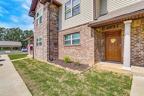 Quaint Pocahontas Townhome, Central Location!