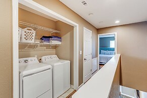 Quaint Pocahontas Townhome, Central Location!