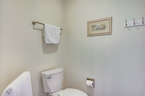 Seabrook Island Villa w/ Patio < 1 Mi to Beach!