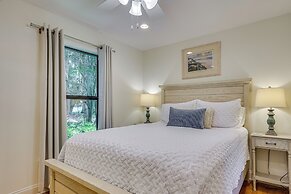 Seabrook Island Villa w/ Patio < 1 Mi to Beach!