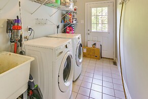 Point of Rocks Vacation Rental w/ Community Pool!