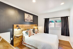 Cozy Mountain Cabin in Big Bear Lake w/ Hot Tub!