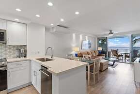 Royal Mauian, #511 2 Bedroom Condo by RedAwning