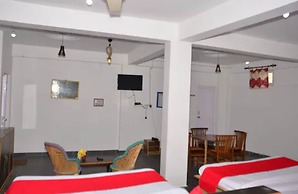 Goroomgo Hotel Aqua Waterfall Dharamsala