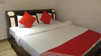 Goroomgo Hotel Aqua Waterfall Dharamsala