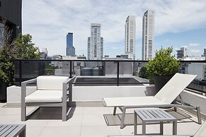 Hestia at Palermo Hollywood Studio