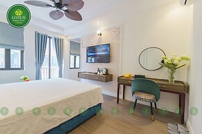 Lotus Hotel - Vuon vua