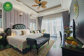 Lotus Hotel - Vuon vua