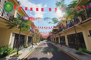 Lotus Hotel - Vuon vua