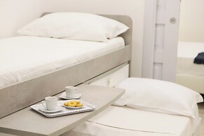 Cozy Apartment in Piazza Cavour