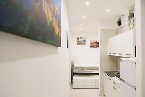 Cozy Apartment in Piazza Cavour