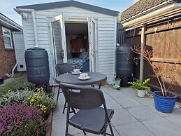 Flower Garden Studio in Sheringham- Cycle Friendly