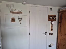 Flower Garden Studio in Sheringham- Cycle Friendly