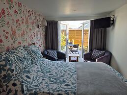 Flower Garden Studio in Sheringham- Cycle Friendly