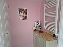 Flower Garden Studio in Sheringham- Cycle Friendly